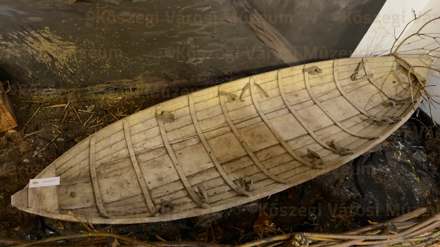Sebesült szállító csónak (magángyűjtemény)